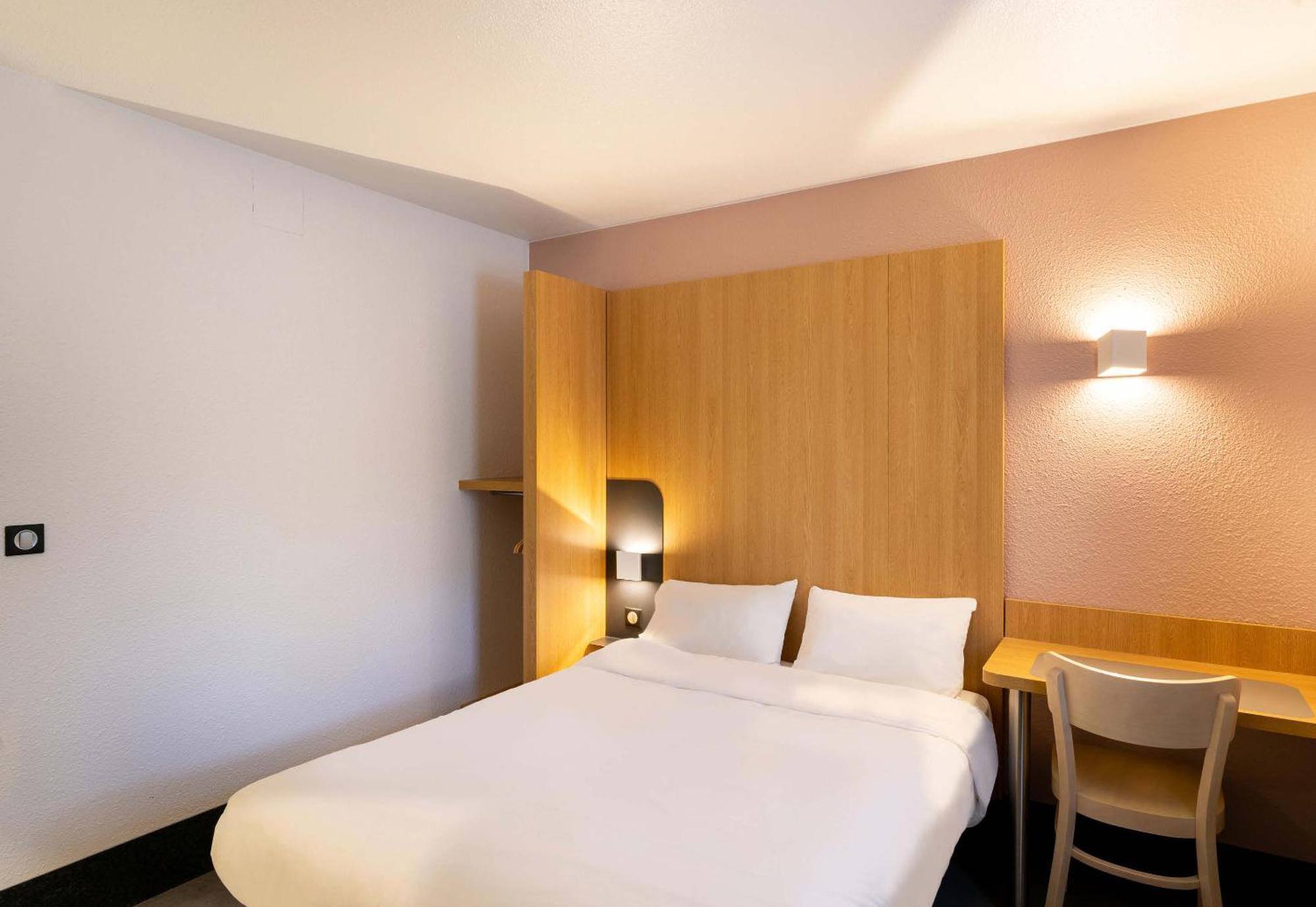 B&B Hotel Lorient 兰内斯特 外观 照片