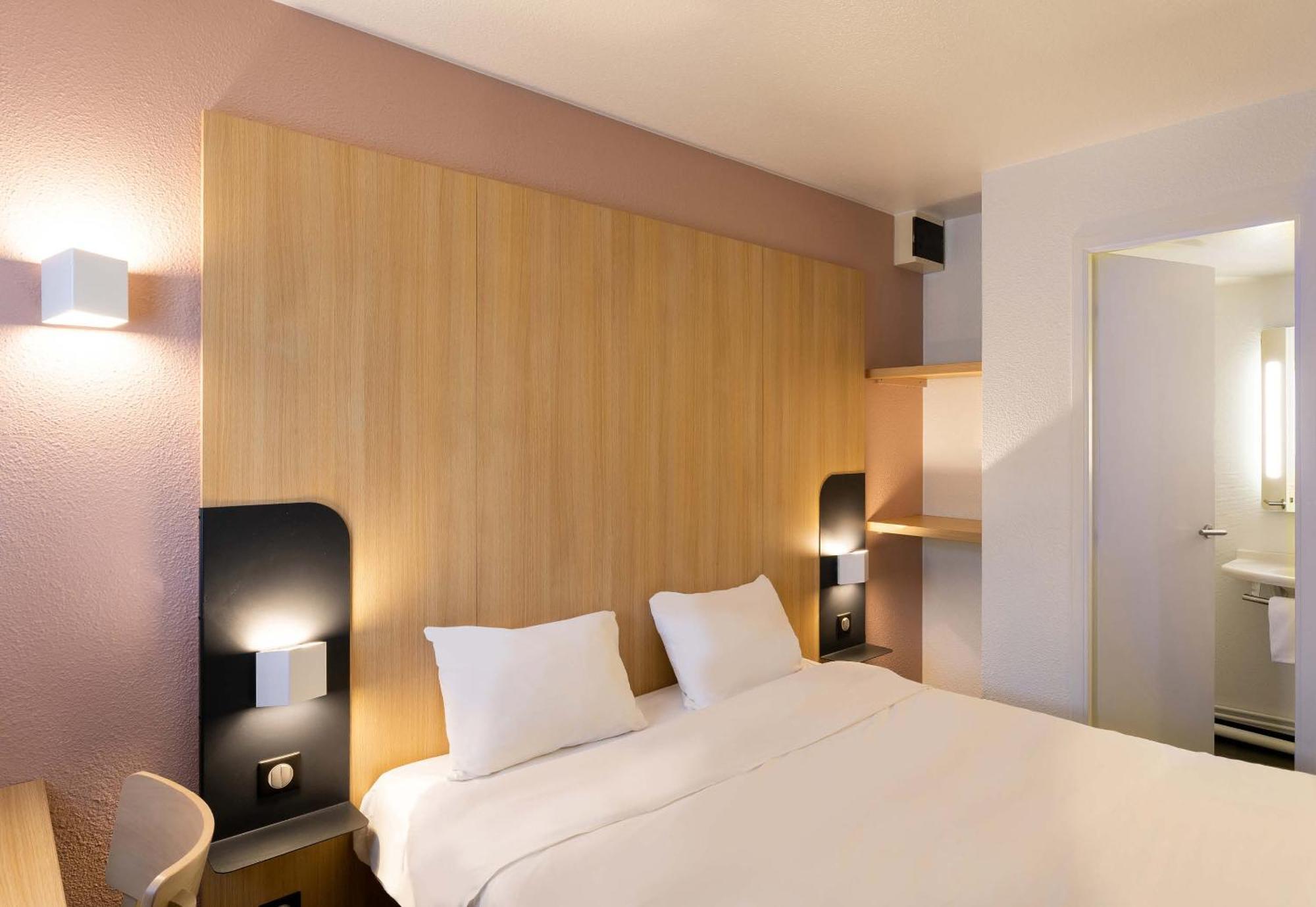 B&B Hotel Lorient 兰内斯特 外观 照片