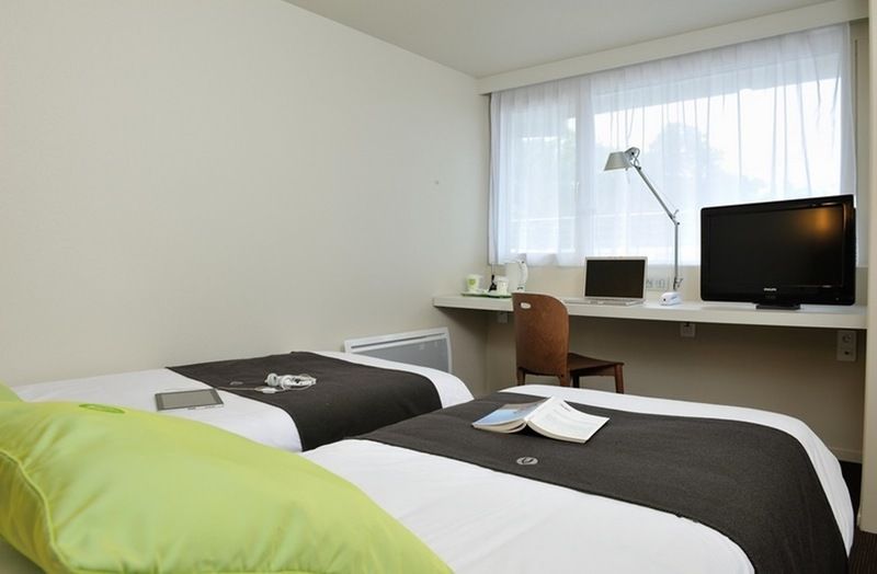 B&B Hotel Lorient 兰内斯特 外观 照片