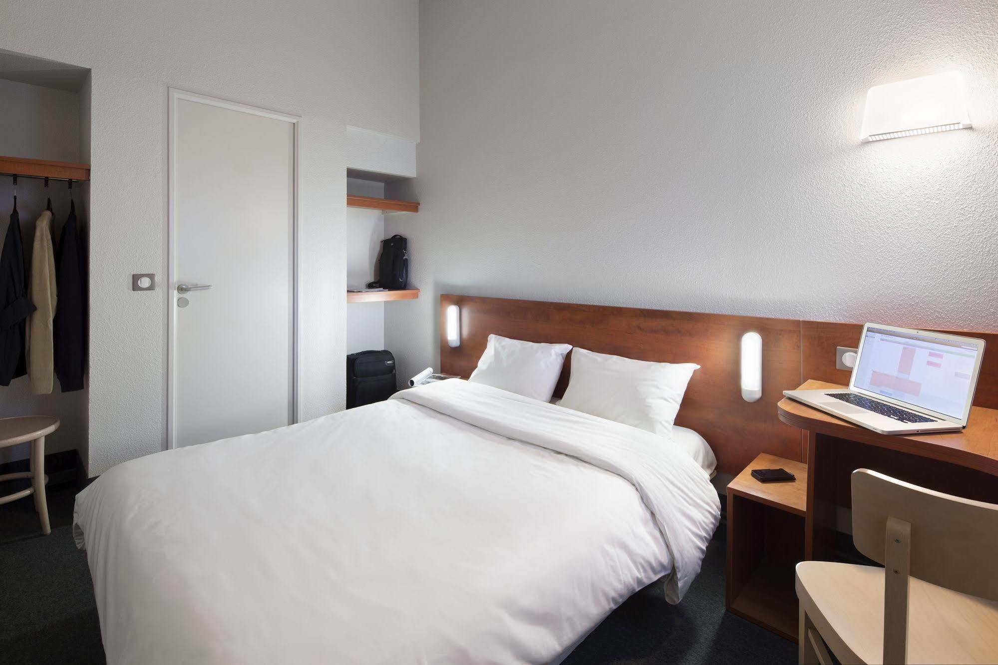 B&B Hotel Lorient 兰内斯特 外观 照片