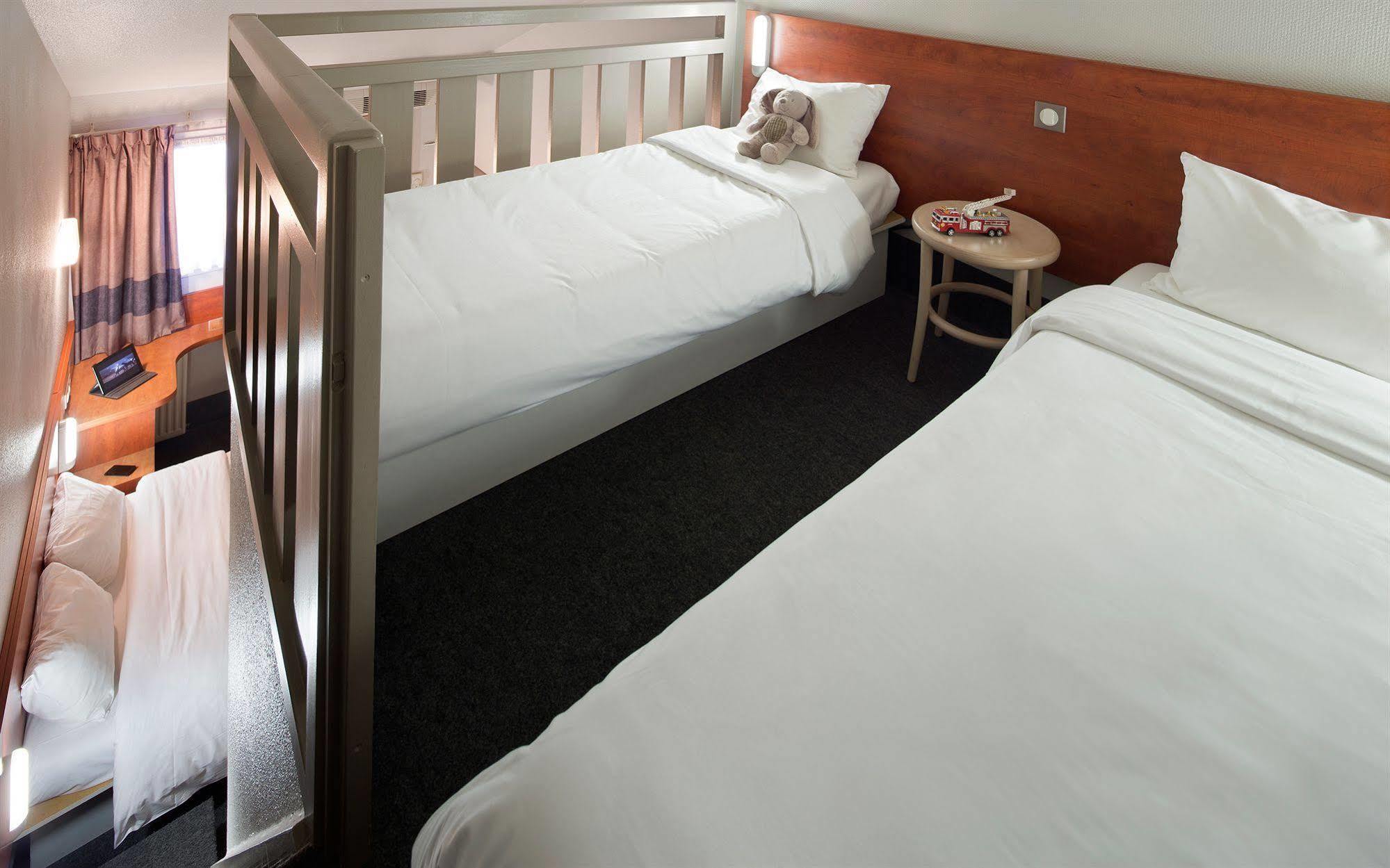 B&B Hotel Lorient 兰内斯特 外观 照片
